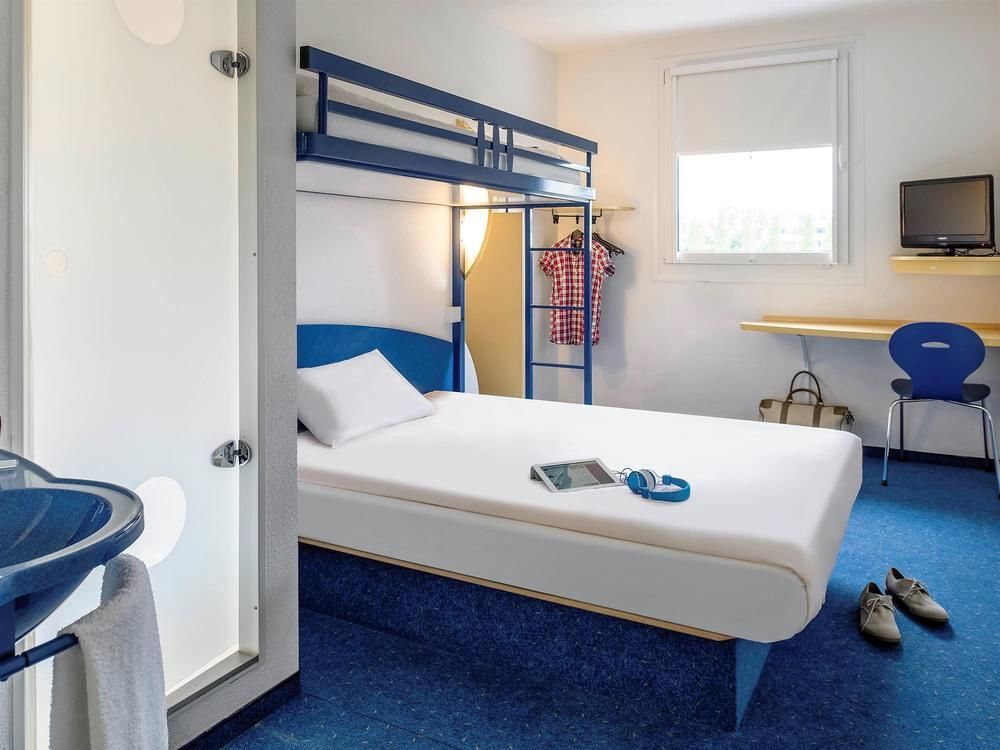 Ibis Budget Rennes Route De Saint Malo Montgermont Bagian luar foto