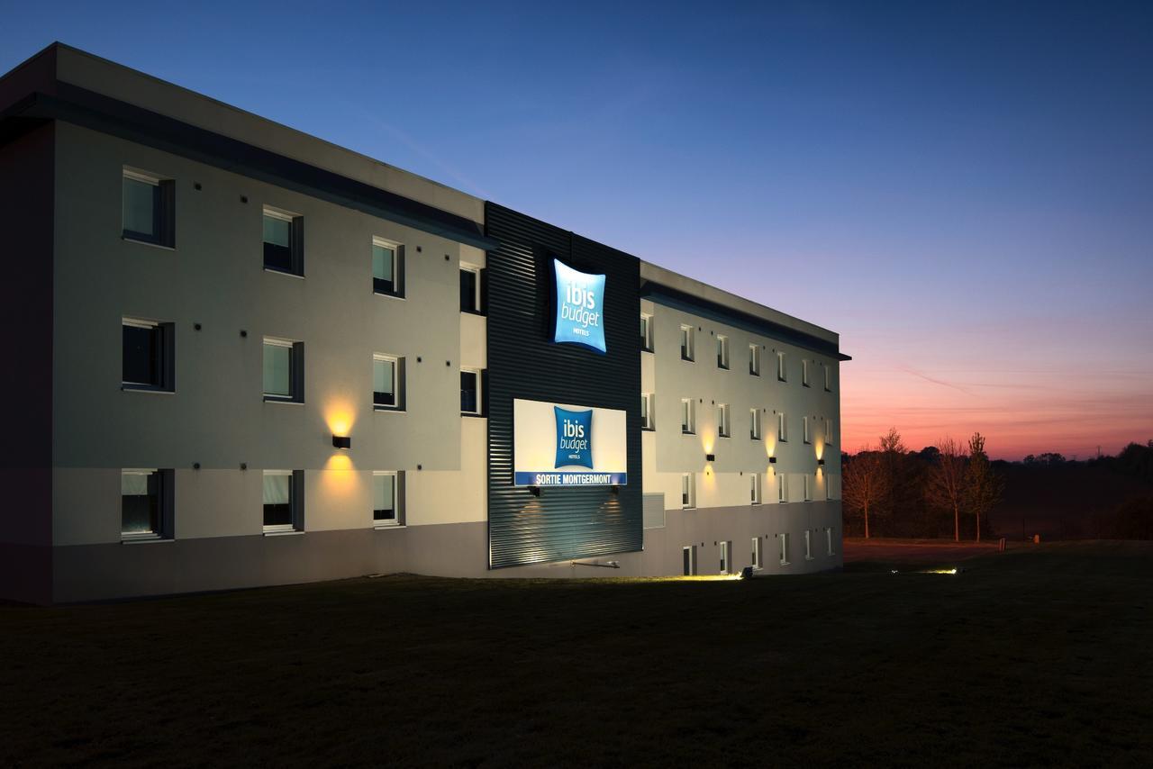 Ibis Budget Rennes Route De Saint Malo Montgermont Bagian luar foto
